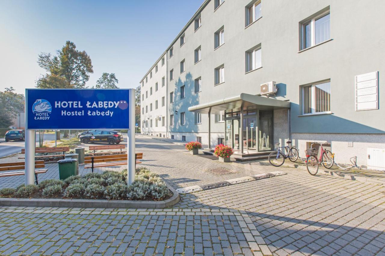 Hotel Labedy Gliwice Esterno foto